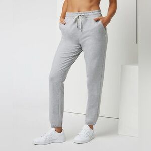 Women’s Vuori Granite Performance Jogger M light heather grey
